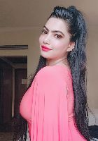 petite MEGHA SRINIVASAN escort