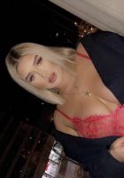 European busty escort Alexa